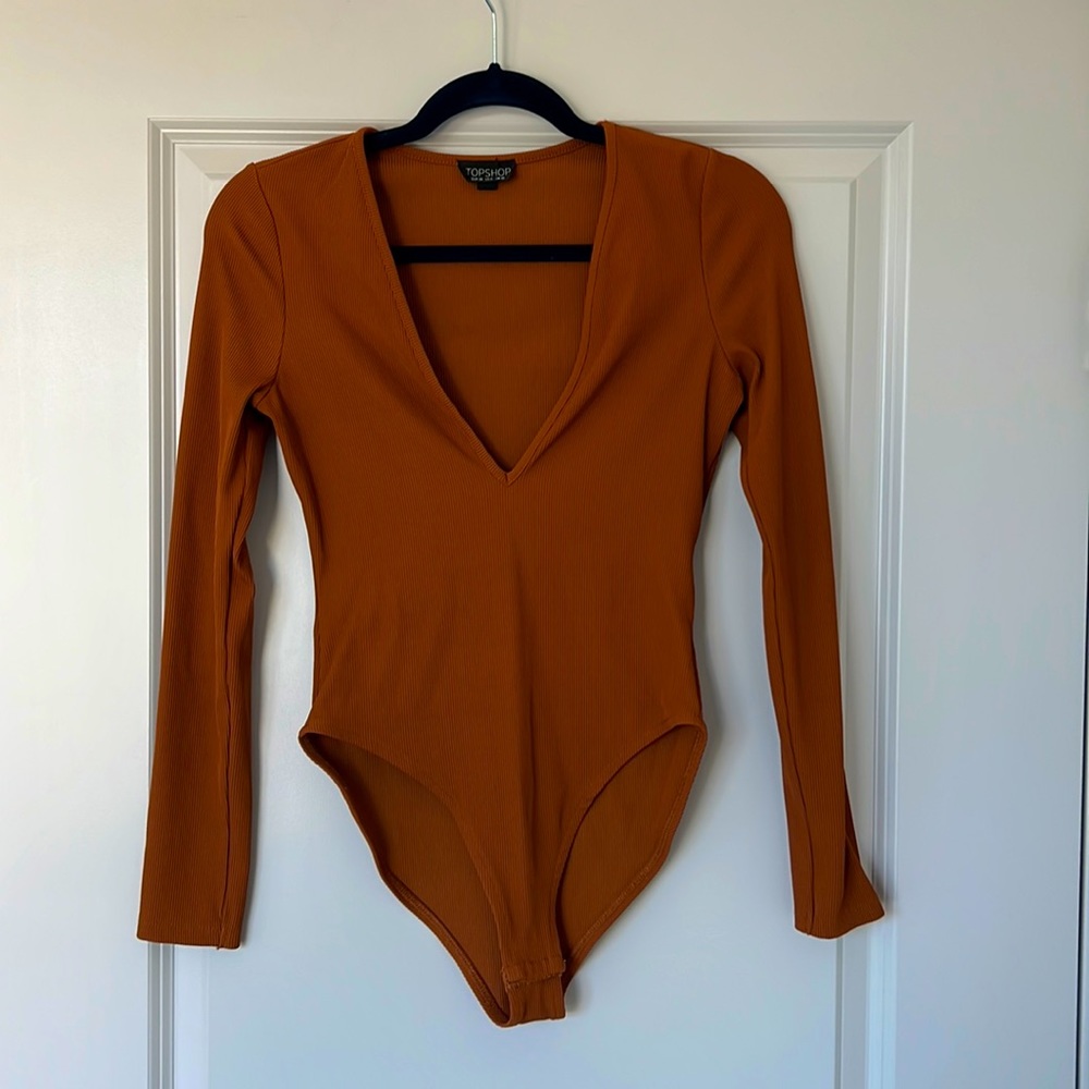 Ribbed Deep V bodysuit